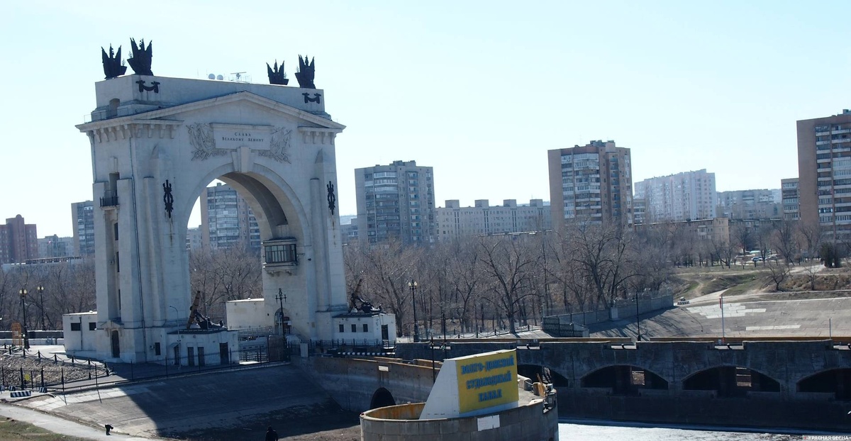     Волго-донской судоходный канал. Волгоград   
Ольга Перегуд © ИА Красная Весна