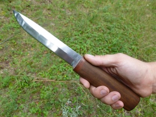 Фото с форума https://rusknife.com/topic/8096-стамесочная-заточка-впечатления/ от @Topor