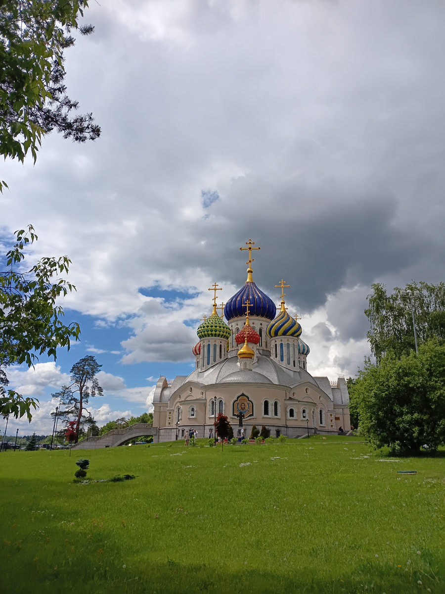 Соборный храм святого благоверного князя Игоря Черниговского
