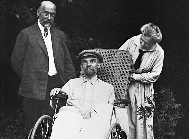 Ленин во время болезни