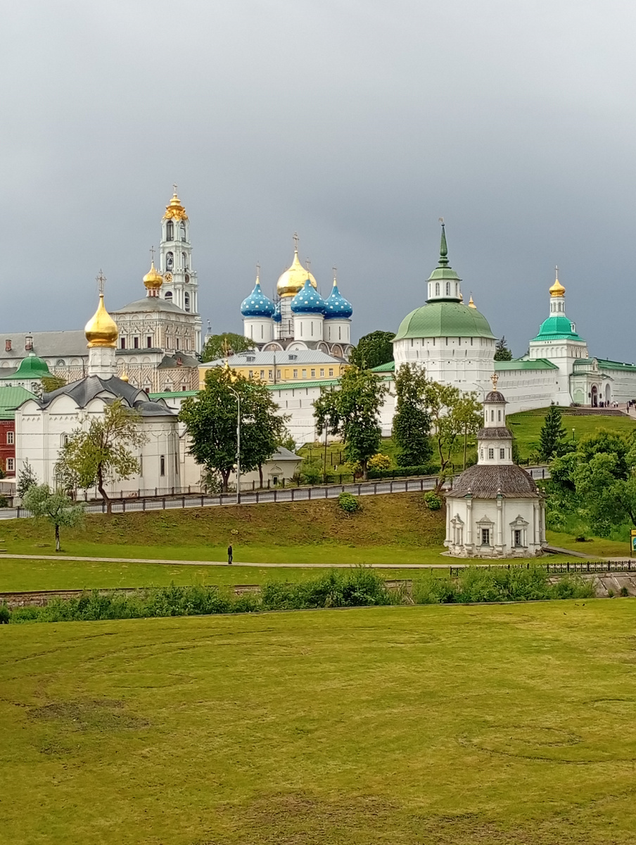 Свято-Троицкая Сергиева лавра. Вид с Блинной горы