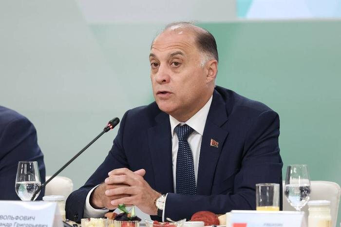 Александр Вольфович. Обложка © ТАСС / Валерий Шарифулин