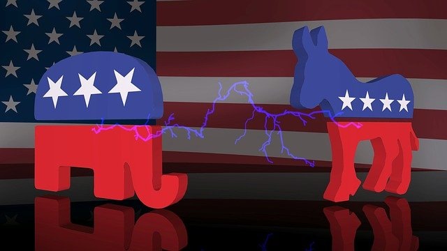     Слон и осел - символы республиканской и демократической партий США   
(сс0) pixabay.com