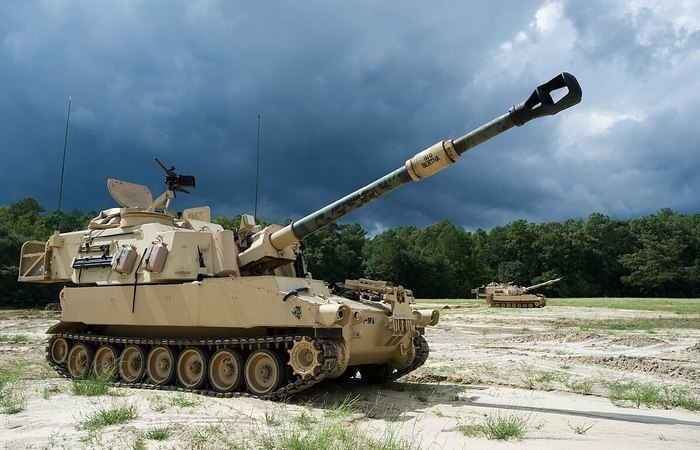 M109 vs 2С1: какая из двух самоходных гаубиц на самом деле лучше