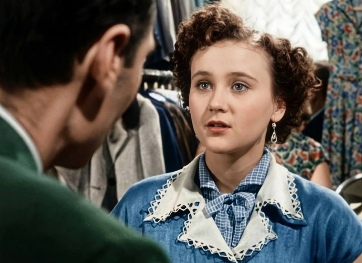 Микаэла Дроздовская в фильме «За витриной универмага», 1955 год