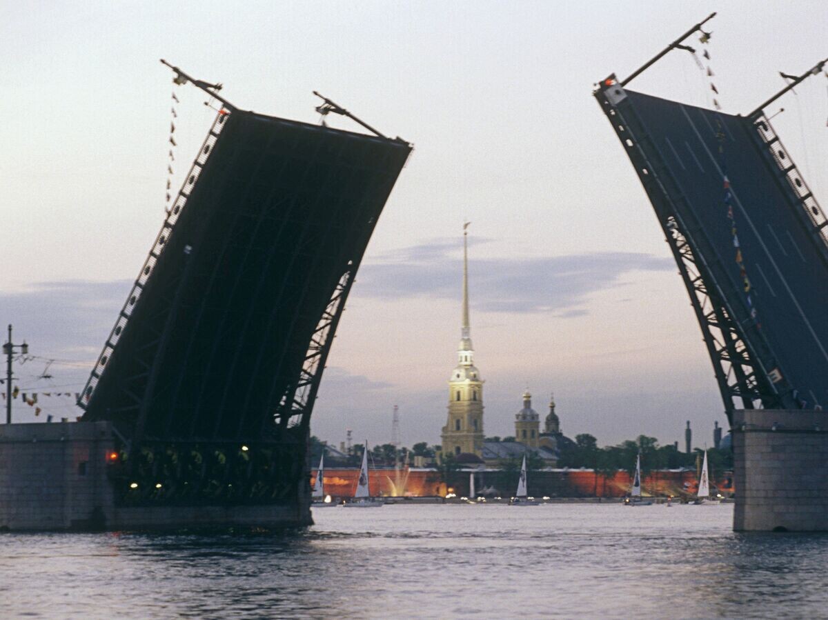    Дворцовый мост в Санкт-Петербурге | © РИА Новости / Юрий Абрамочкин