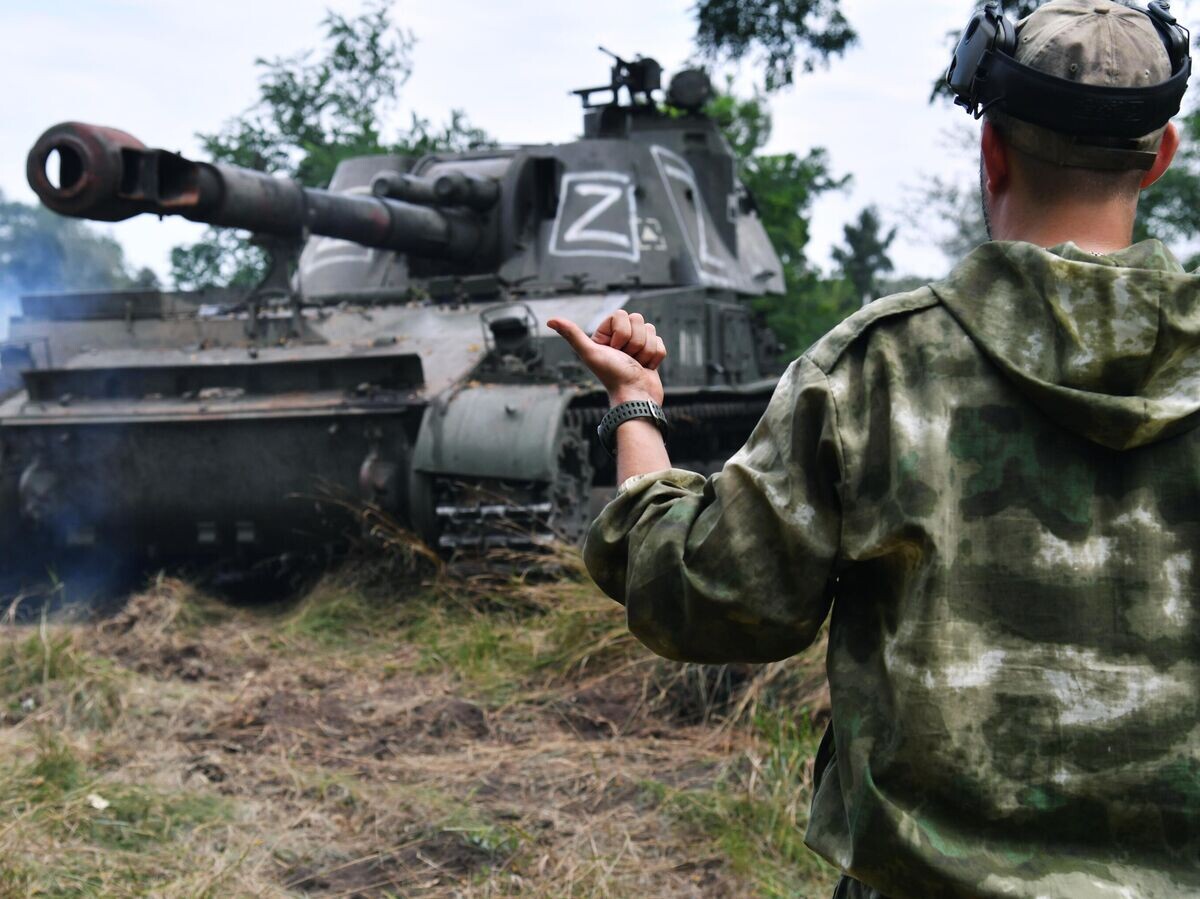    Самоходная артиллерийская установка 2С3 "Акация" перед началом работы по позициям ВСУ в Харьковской области в ходе спецоперации на Украине© РИА Новости . Виктор Антонюк