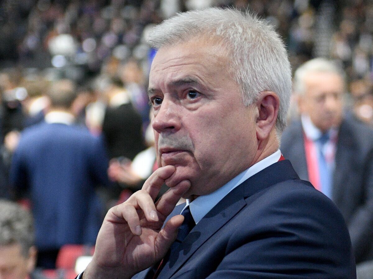    Генеральный директор компании "Лукойл" Вагит Алекперов на Петербургском международном экономическом форуме 2018 | © РИА Новости / Алексей Даничев