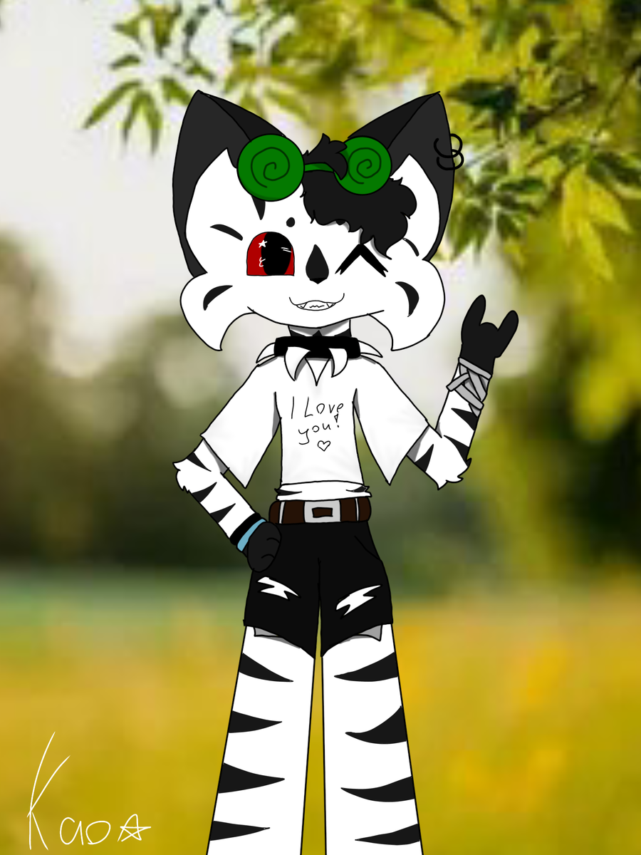 -я знаю рисовать я не умею🥰✰