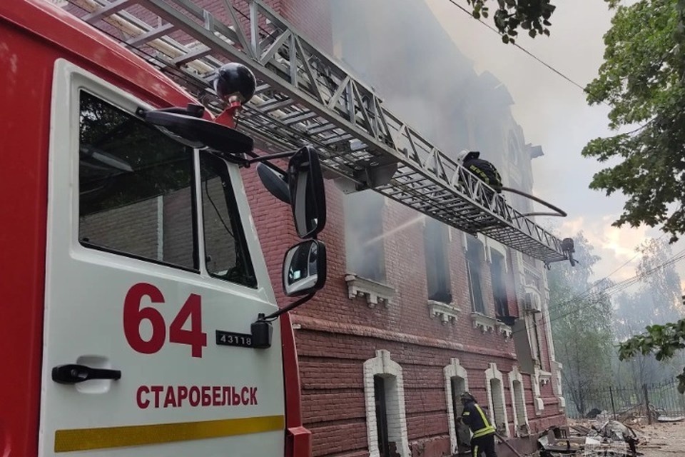    За сутки в ЛНР ликвидировано 5 пожаров, есть один пострадавший. ФОТО: МЧС России