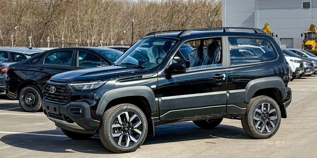 «Прощай, Niva Travel 1.7»: Ушла эпоха - очередной шаг АвтоВАЗа "в никуда"