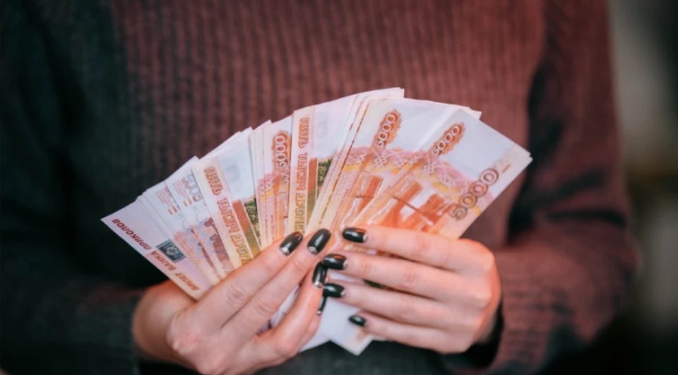    Копить на путешествия стало непопулярным у молодых россиян Архив "КП"