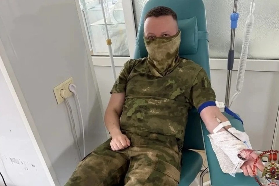    В ЛНР росгвардейцы сдали кровь в рамках акции в честь 10-летия ведомства. ФОТО: Росгвардия