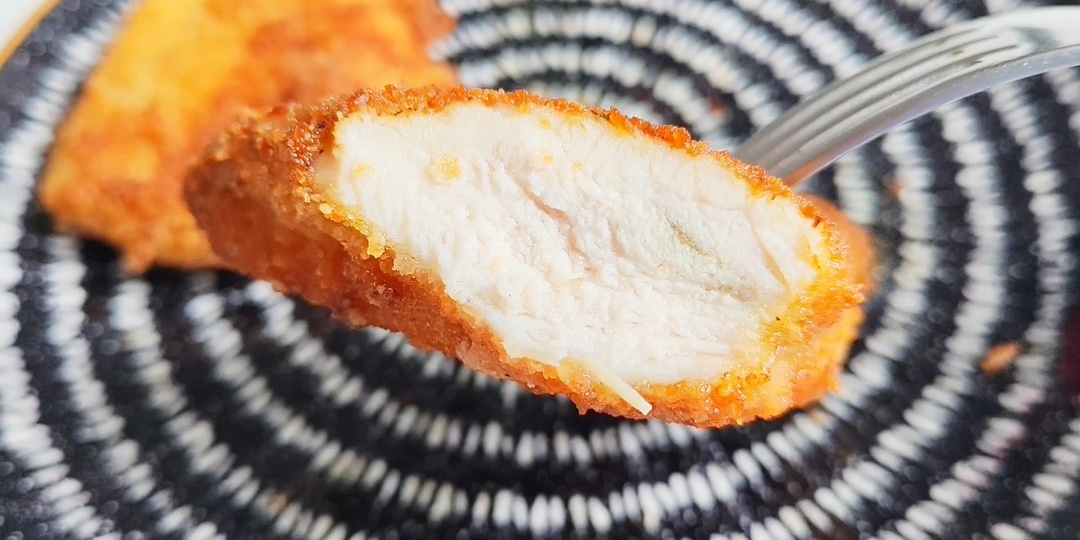 Сочная куриная грудка с чесноком в хрустящей панировке🍗