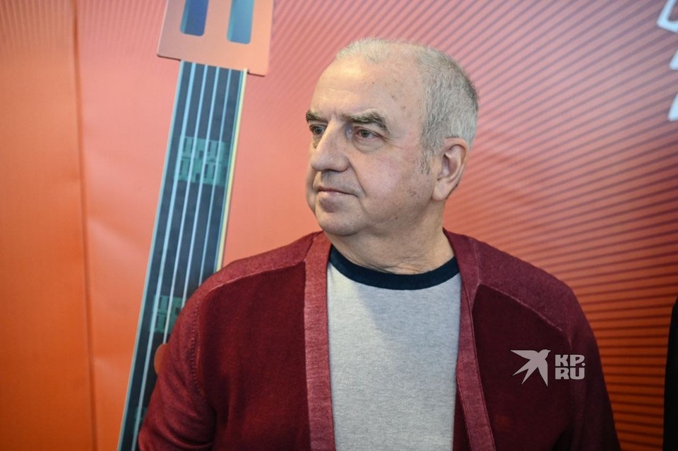    Голосом Екатеринбургского метрополитена на время станет певец Владимир Шахрин Ольга ЮШКОВА