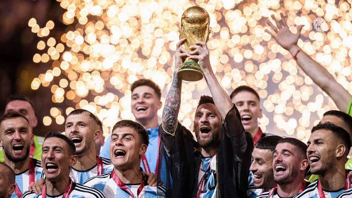    Аргентина с Месси в 2022 году выиграла чемпионат мира по футболу в Катаре. Фото: Marcelo Machado De Melo/Keystone Press Agency/Global Look Press