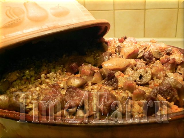 Гречневая каша с мясом и грибами