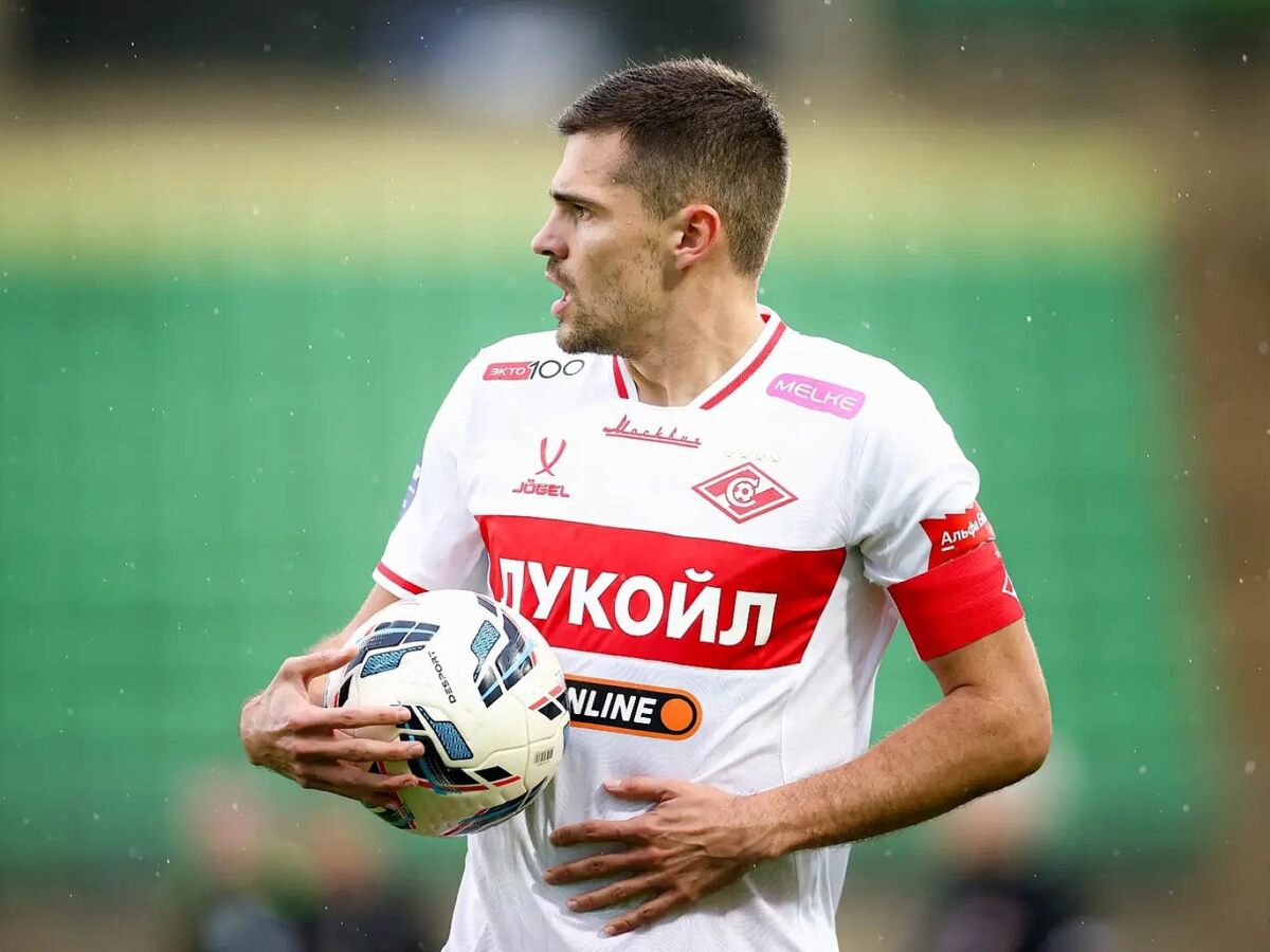 Роман Зобнин