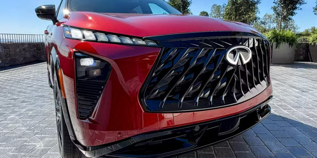 Легенда возвращается: преемник Infiniti FX35 едет к дилерам. Сколько стоит новый QX65 и появится ли он в России?