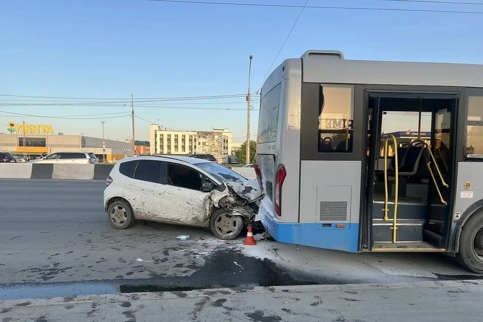    ДТП произошло в 20.18 на проезде Энергетиков. Фото: ГАИ Новосибирской области