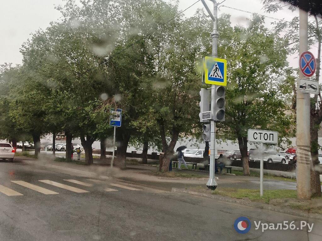    На проспекте Мира в Орске скоро заработает еще один светофор