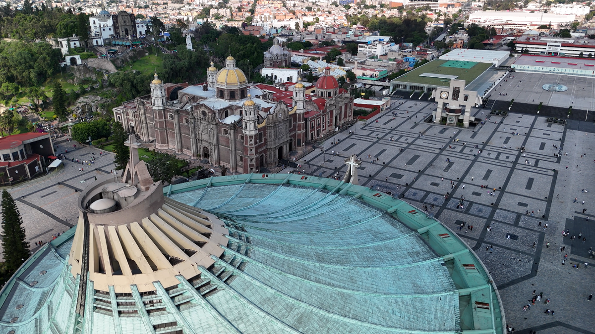 Mexico City - Basilica Santa Maria de Guadalupe