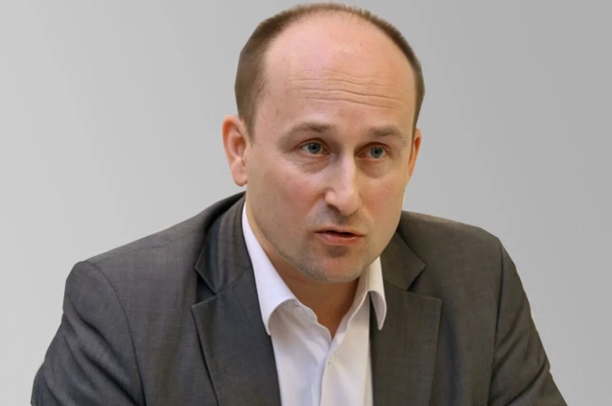    Защитники Отечества.