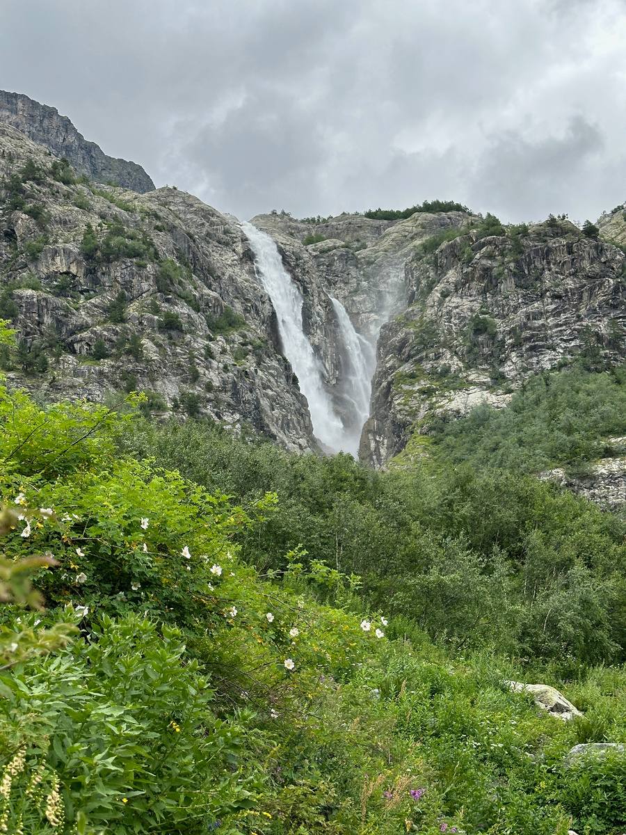 Водопады Шдугра