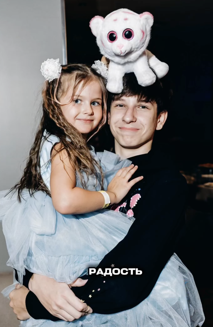 -4