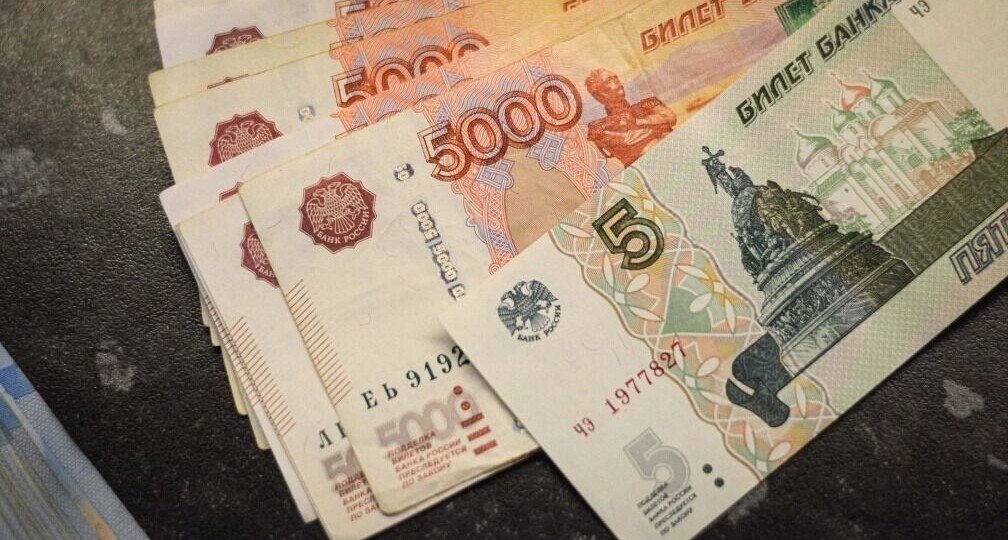Клиентам ВТБ открыли доступ к зарплате без ожидания расчётного дня
