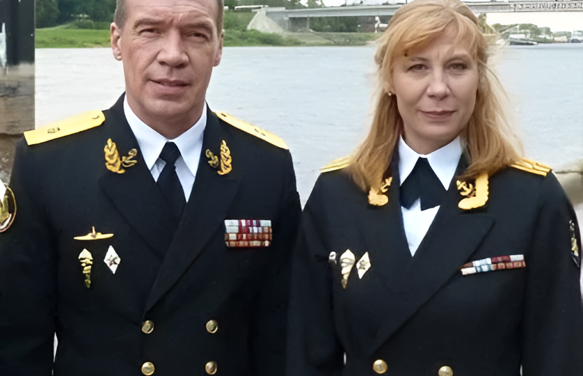 Счастливы вместе: как выглядят вторые половинки актеров из сериала "Морские дьяволы"
