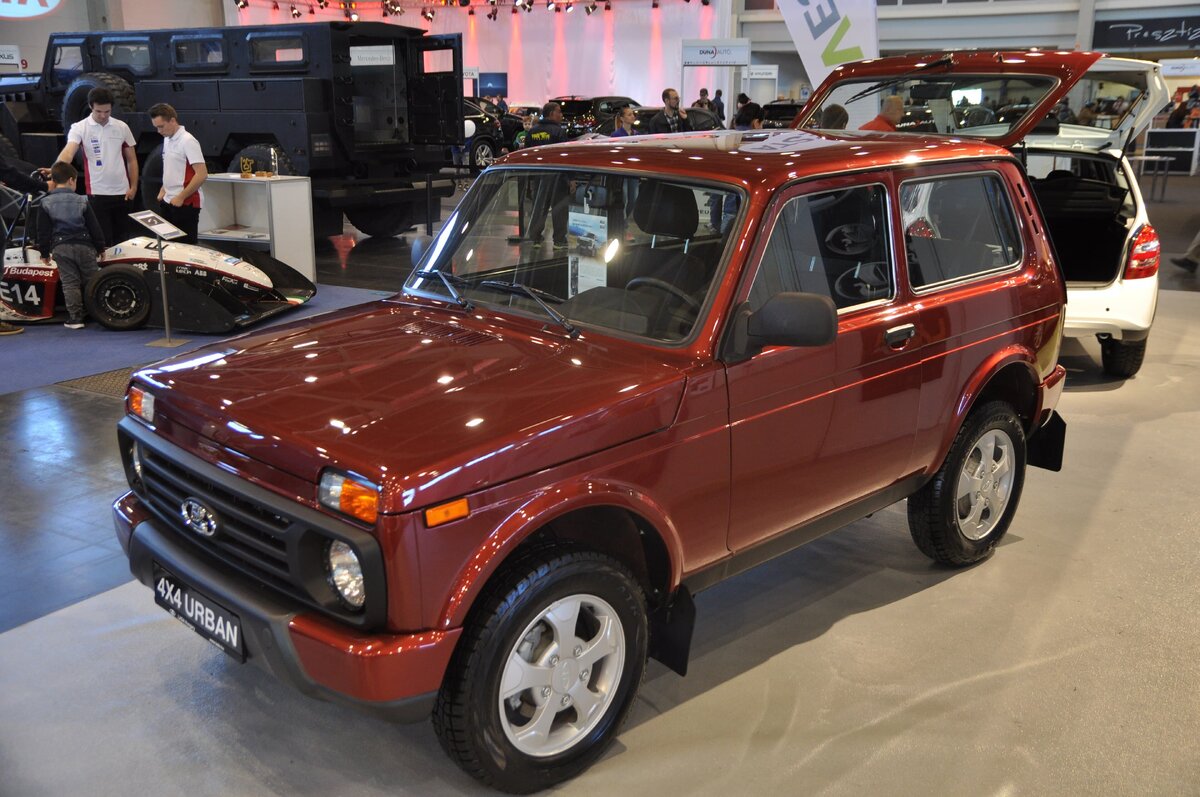    Lada 4x4 Urban