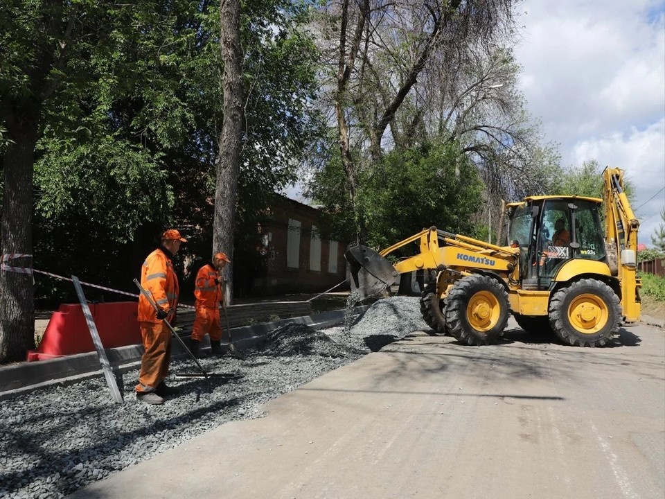    В 2026 году в областной столице отремонтируют 69 участков дорог и 50 тротуаров. администрация Самары