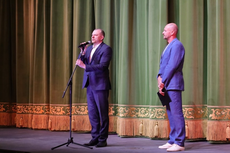    Мариупольский драмтеатр впервые открыл двери для зрителей после восстановления. Фото: Минкультуры ДНР