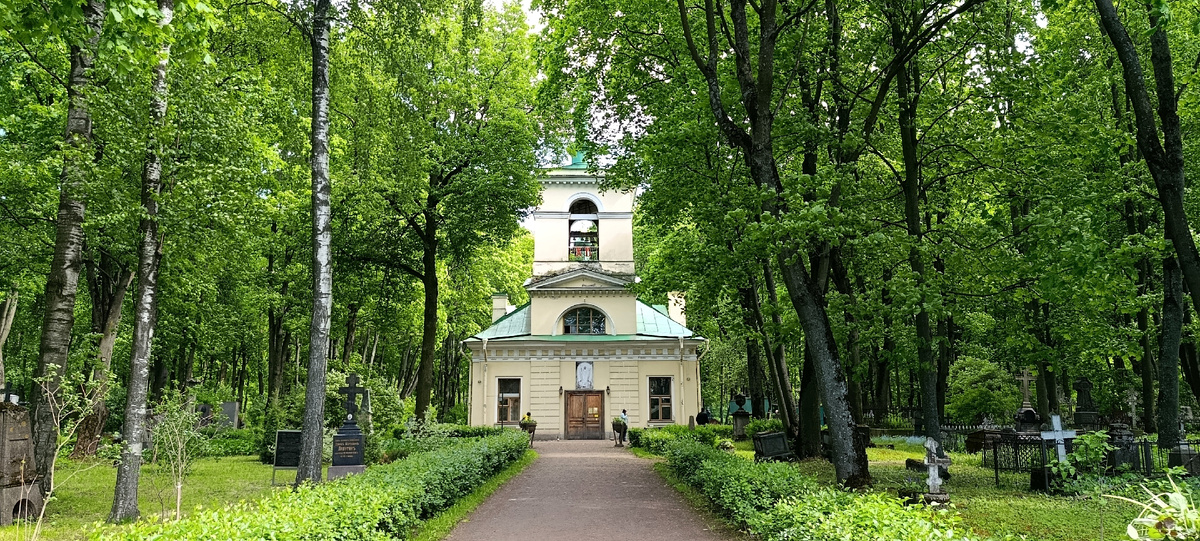 Церковь Воскресения Словущего, проект предположительно Стасова. Листайте дальше
