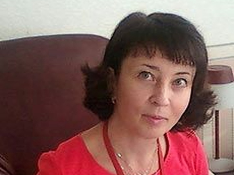     Лариса Алексеевна Пасешникова училась в университете профсоюзов и выпустилась из него в 1996 году.Фото: пресс-служба СПбГУП