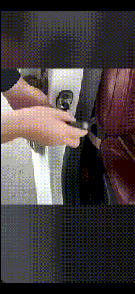А полезная, однако, вещица, ещё и как молоточек аварийный могет сработать 🧐