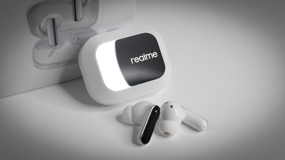 Все и сразу: обзор наушников realme Buds Air8 Pro с двумя динамиками и собственным ЦАП
