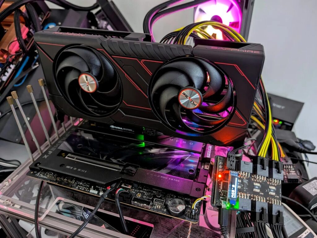    Sapphire PULSE Radeon RX 9070 GRE ориентирована на игроков, которым нужна мощная 1440p-карта без переплаты за старшие RX 9070 и RX 9070 XT.