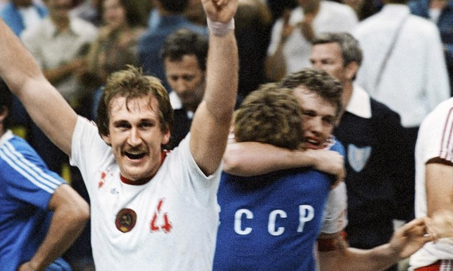 Спортивные бренды в СССР: кеды, хоккейные клюшки, лыжи и… Adidas