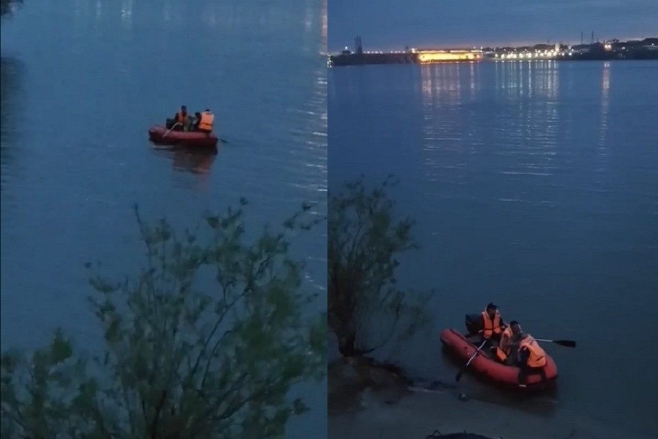    Замерзшего, но счастливого своему спасению, его передали речной полиции. Фото: спасатели МАСС