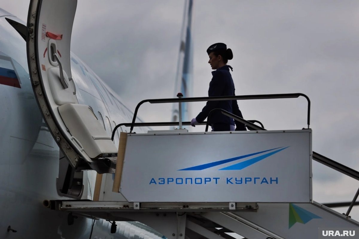     В Кургане задержался утренний рейс до Санкт-Петербурга