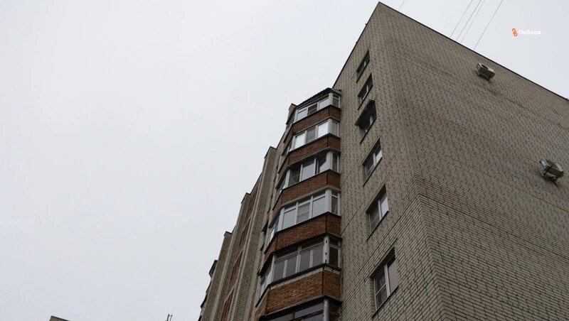    В Михайловске за 7,5 млн рублей обновили крыши двух пятиэтажек Фото: Валерия Алтухова / / ИА «Победа26»