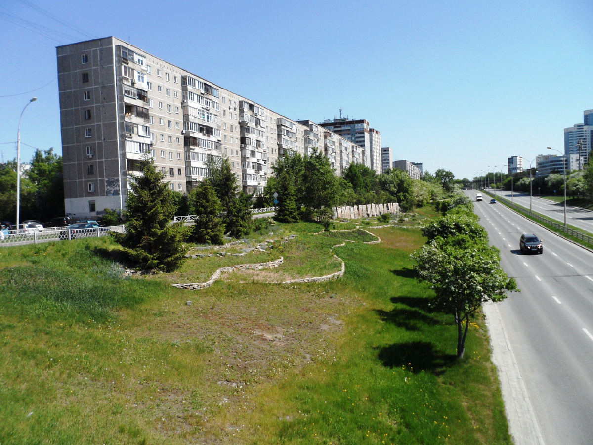Фото с моста над улицей Металлургов