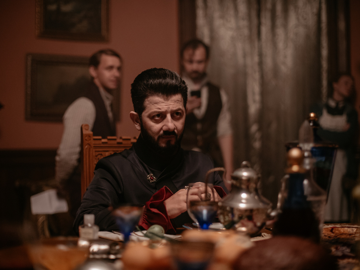 Граф Дракулов за обедом