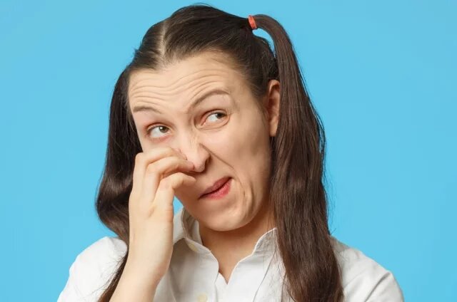    Почему постоянно чешется нос?