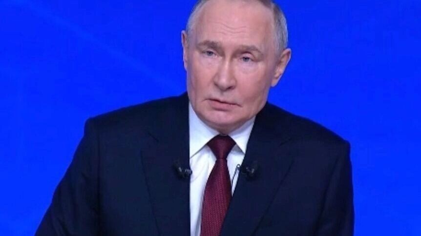    Песков анонсировал речь президента Владимира Путина на ПМЭФ   kremlin