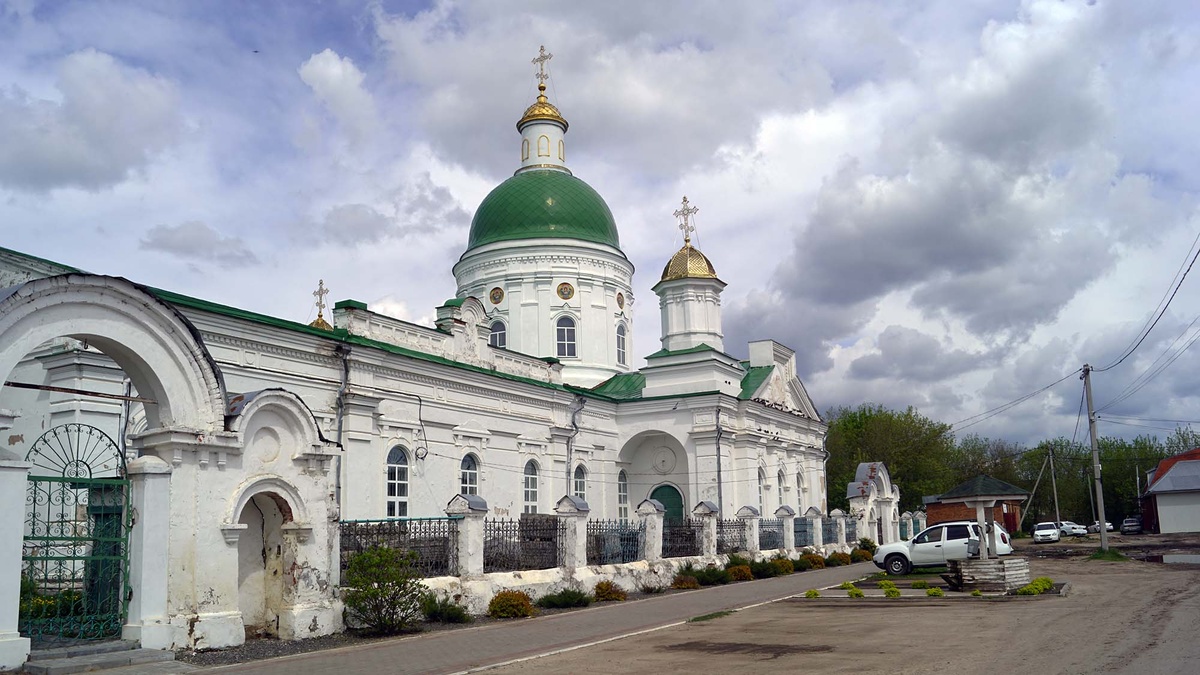 Каменную церковь в Туме строили на средства прихожан — богатых купцов и обычных крестьян 