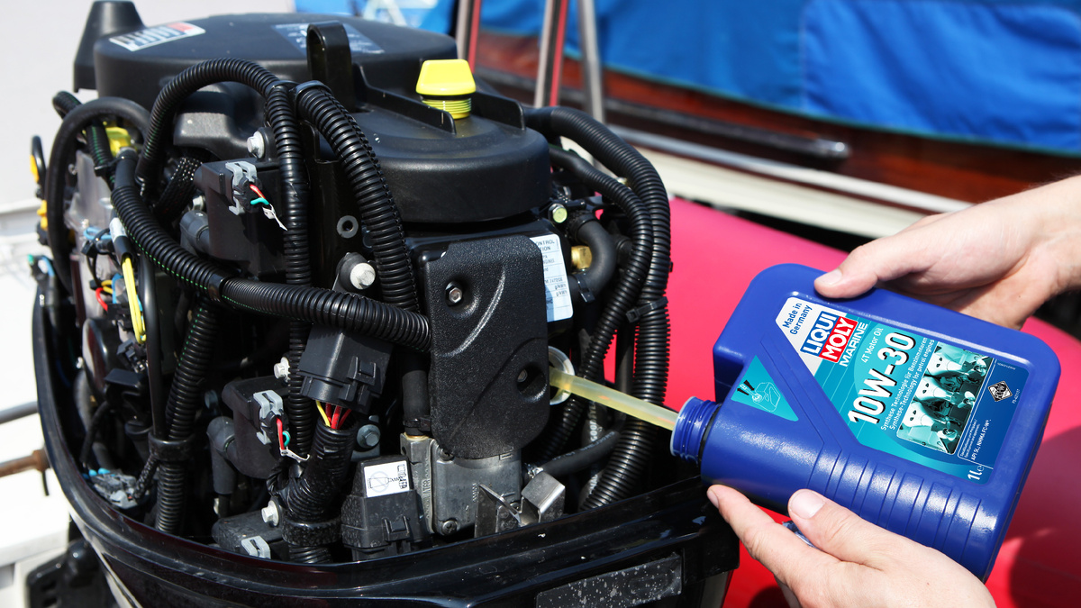 Синтетическое моторное масло для лодок Marine 4T Motor Oil 10W-30