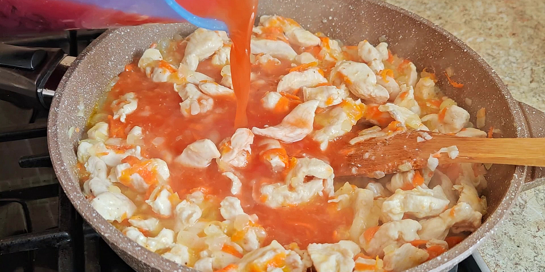 Просто покупаю куриную грудку и готовлю вкусный ужин на скорую руку